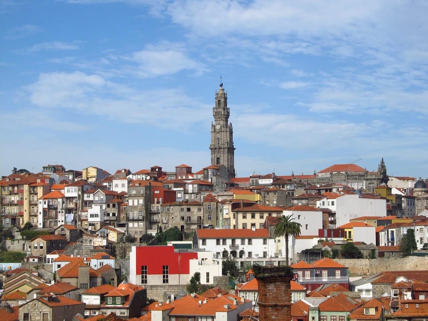 Porto: City Center Walking Tour - Porto Cathedral: panoramic views and a first hit of architecture