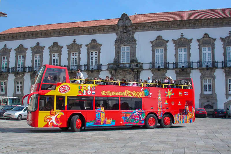 Porto: City Sightseeing Hop-On Hop-Off Bus Tour - Blue Line: Jardim Do Morro to Real Companhia Velha (Gaia Side Vibes)
