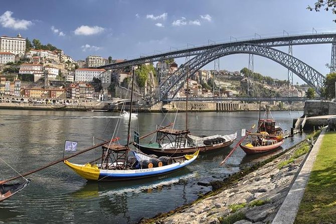 Porto City Tour with Wine Tasting - Sao Bento Station: The 20,000 Tile Story You Can Actually See
