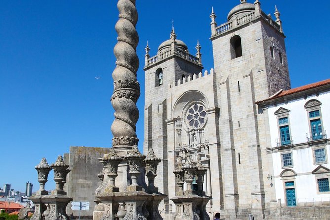 Porto City Tour with Wine Tasting - Porto’s Church-and-Architecture Moment: Elite Café, Clérigos, and the Look Up