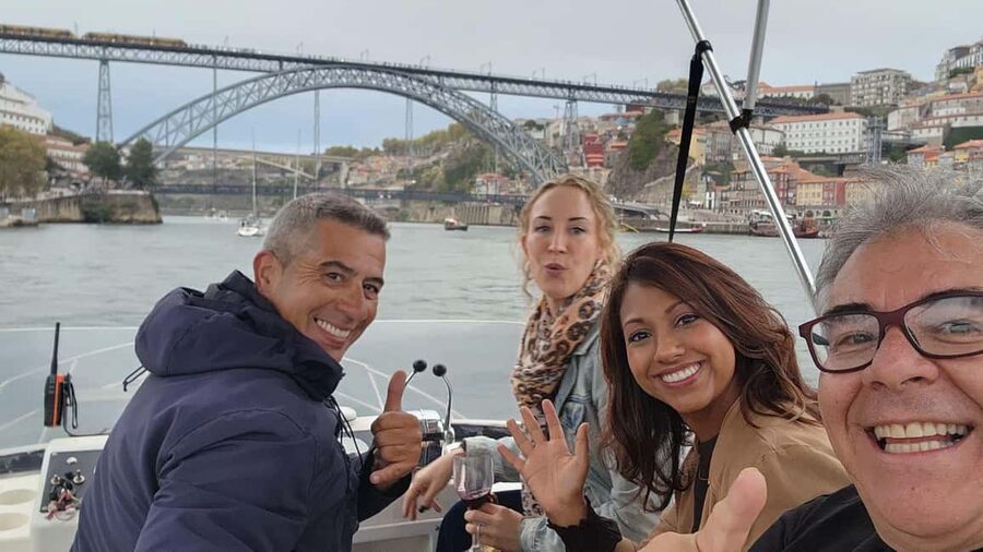 Porto: City Views or Sunset Tour with Drinks - Key things I’d watch for