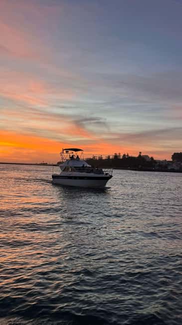 Porto: City Views or Sunset Tour with Drinks - From Marina da Afurada, You Set the Tone on the Water