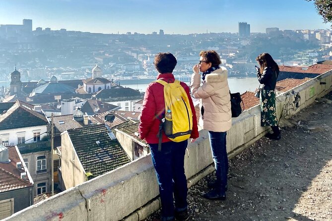 PORTO city Walking Tour - Stop 1, São Bento Railway Station: The Blue-Tile Welcome Included
