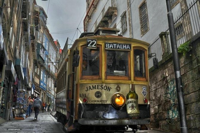 Porto Classic Car Tour - Vintage Experience - Cellars in Vila Nova de Gaia: the 200-year story you can see
