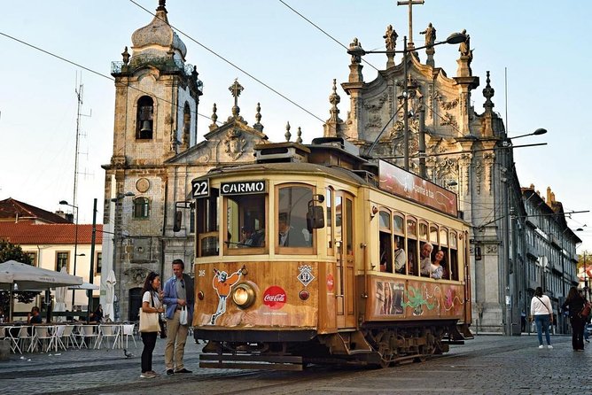 Porto Classic Car Tour - Vintage Experience - Real Companhia Velha museum visit: where the tasting starts