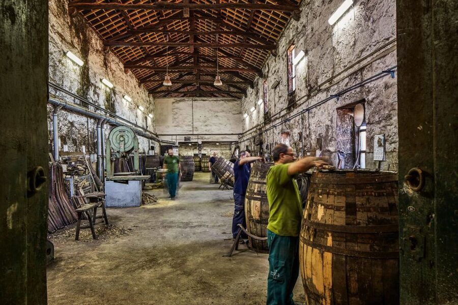 Porto: Cockburn’s Port Lodge Tour and Tasting - Inside the Granite Lodge: 6,518 Barrels, and a Lot More Waiting in Tanks
