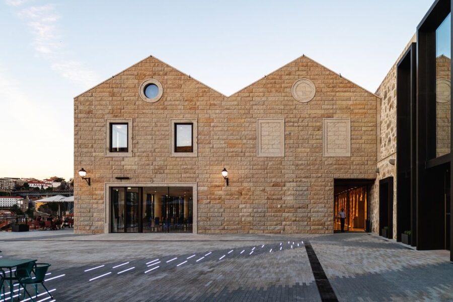 Porto: Combined Ticket for WOW Cultural District - The Wine Experience: tastings that pair well with learning