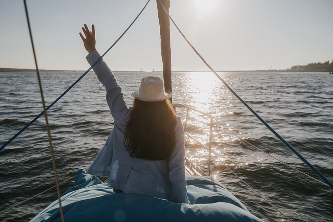 Porto: Cruzeiro privado rio douro até 8 pessoas com wine tasting - Out toward the Atlantic: foz views, possible sea time, and comfort tips