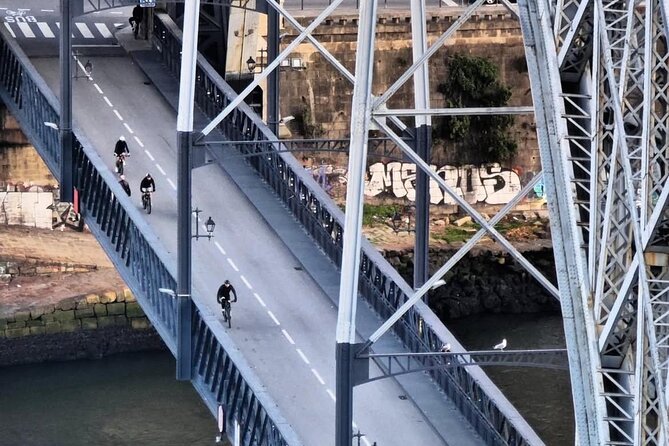 Porto Customizable Three Hour Private Tour - Dom Luís I Bridge: the Porto skyline shortcut over the Douro