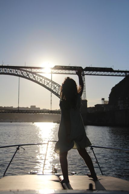 Porto - Douro Cruise with Port wine and snacks - Who this Porto-Douro cruise suits best