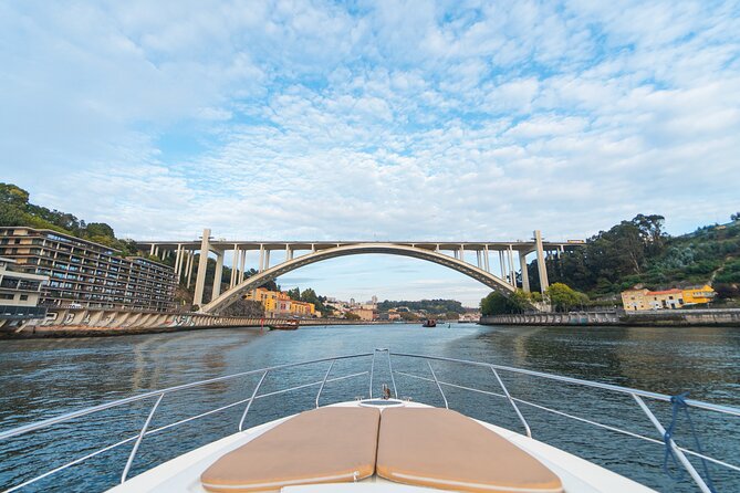 Porto Douro Private Cruise with Port Wine - From Marina da Afurada to a Luxury Yacht Rhythm at 7:00 pm
