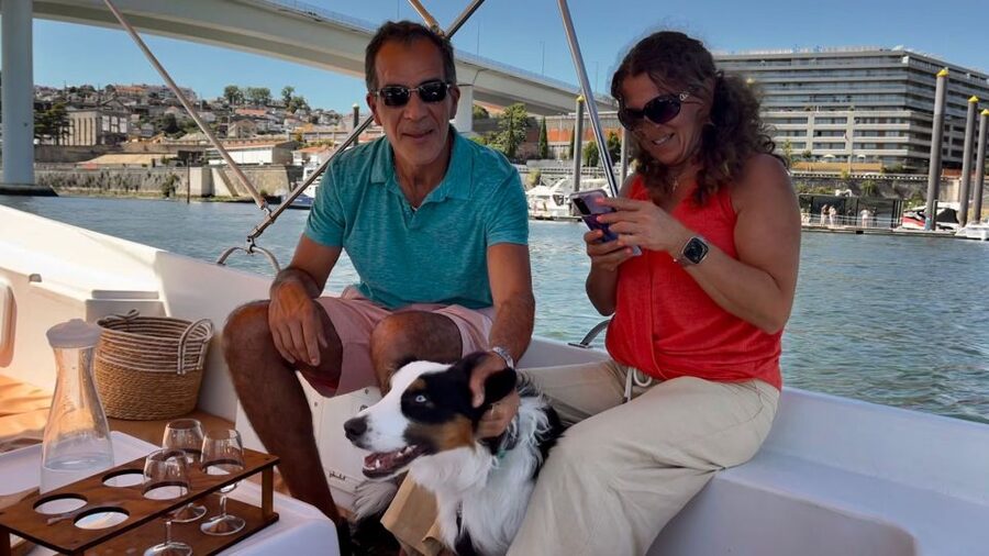 Porto: Douro River Boat Cruise with Port Wine Tasting - Porto and Gaia by boat, not by bus