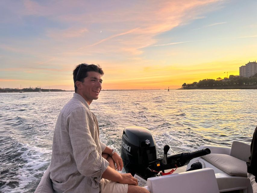 Porto: Douro River Boat Cruise with Port Wine Tasting - Start at Marina do Freixo, then settle in fast