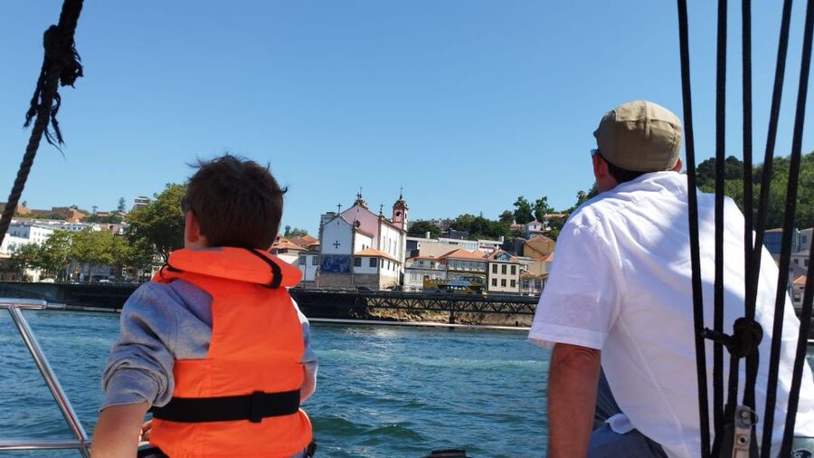 Porto Douro river boat tour or Amazing Sunset - Ponte da Arrábida and the calmer side of the Douro