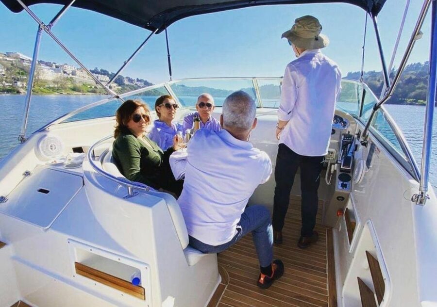 Porto: Douro River Boat Tour w/ Portuguese Wines & Tasting - Key points
