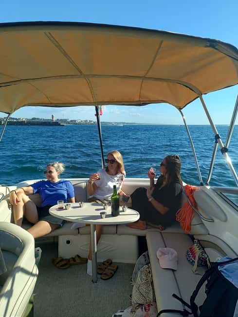 Porto: Douro River Boat Tour with Port Wine Tasting - Who should book this, and who might not love it