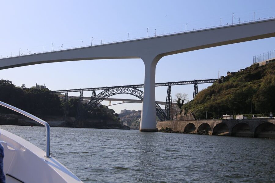 Porto: Douro River Cruise w/ Portuguese Wines & Local Host - What the 2-Hour Format Really Gives You