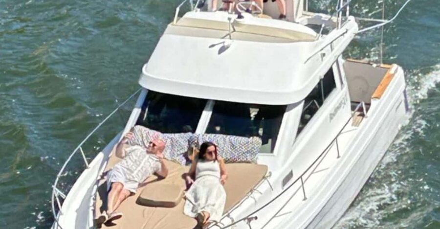 Porto: Douro River Cruise / Welcome Drink/with sunset option - Who should book this Douro cruise, and who should skip it