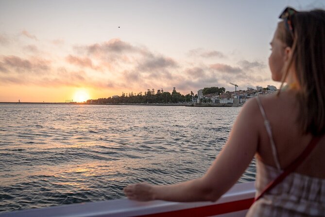 Porto: Douro River Party Boat with Sunset Option and 6 Bridges - Sunset option: when you want the Douro to do the work