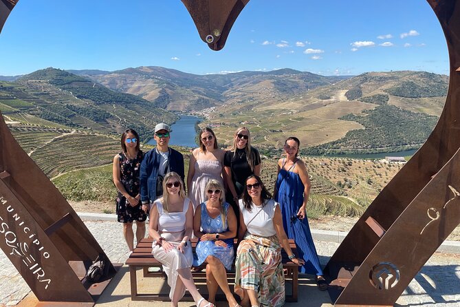 Porto: Douro Valley, 2 Wine Regions, Sommelier, Boat Trip & Lunch - Valença do Douro Viewpoint: The 15-Minute Reset