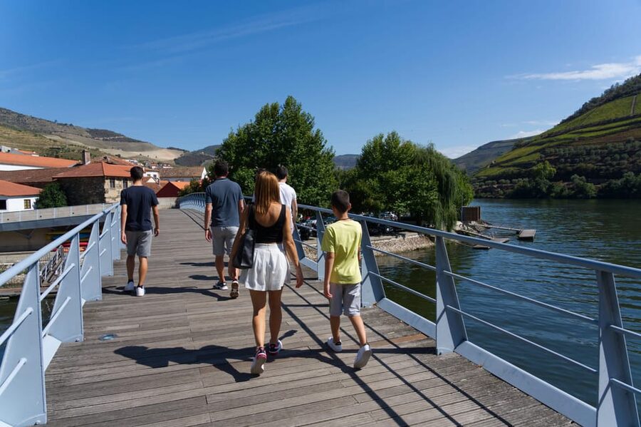 Porto: Douro Valley & Amarante Wine, Food & River Tour - Amarante Historic Center Walk: Streets, Church Details, and the São Gonçalo Story