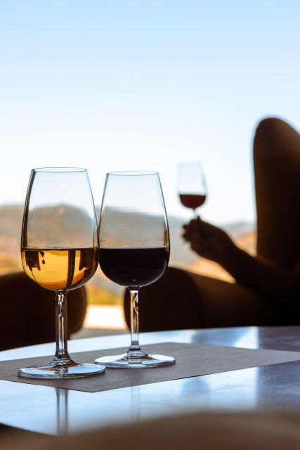 Porto: Douro Valley Full-Day Boat, Train, and Lunch Tour - The Train Ride Through Wine Country: Scenic Views and That Clickety-Clack Sound