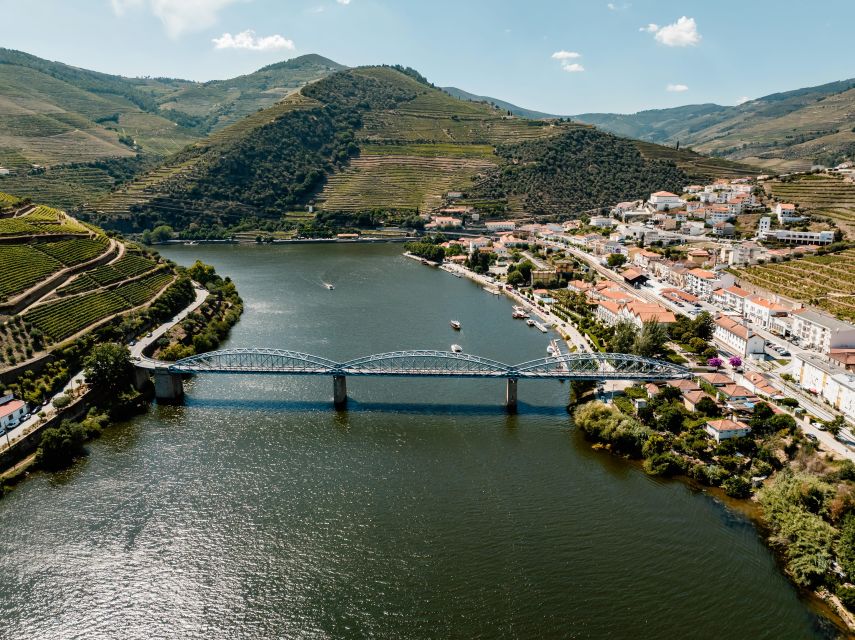 Porto: Douro Valley Full-Day Boat, Train, and Lunch Tour - Price and Value: Why $128 Can Work If You Like a Full Day With No Planning