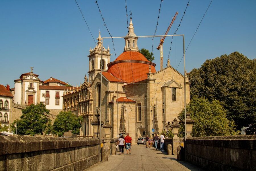 Porto: Douro Valley History & Wine Tour with Cruise & Lunch - Who this Douro Valley day tour suits best