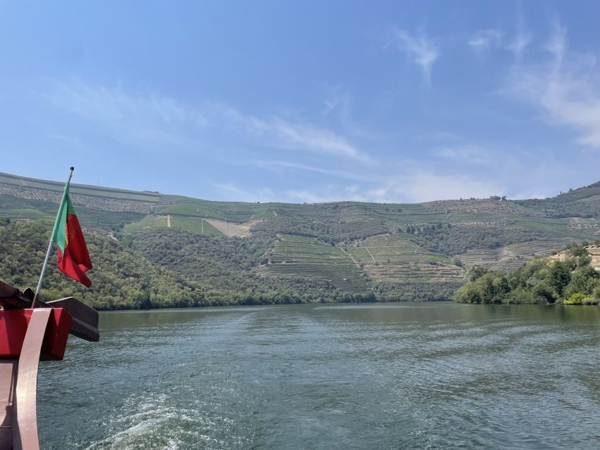 Porto: Douro Valley Tour w/ 3 Tastings, Lunch, & Opt. Cruise - Pinhão Station Tiles: A Tiny Museum You Don’t Need Tickets For