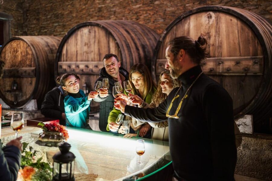 Porto: Douro Valley Tour with 2 Wineries, Lunch and Cruise - Why This Douro Valley Tour Works If You Have Limited Time in Porto