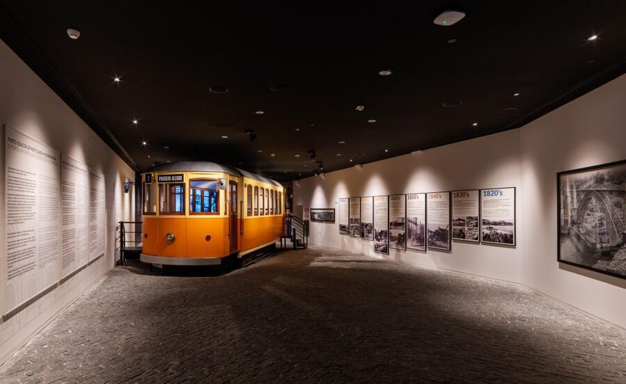 Porto: Entry ticket at WOW Porto Region Across The Ages - Meet Porto’s heroes, not just dates