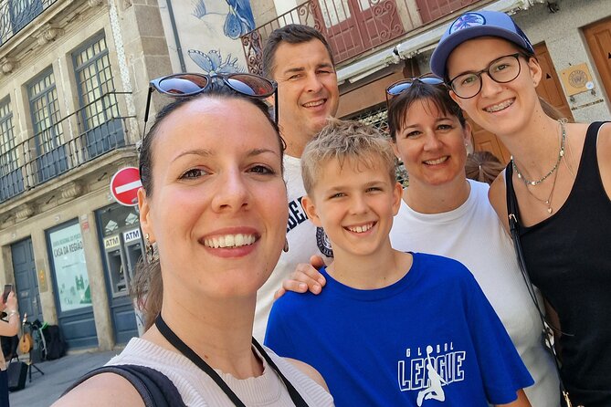 PORTO: Essencial Walking Tour 3 hours - São Bento Station: the one inside stop worth planning for