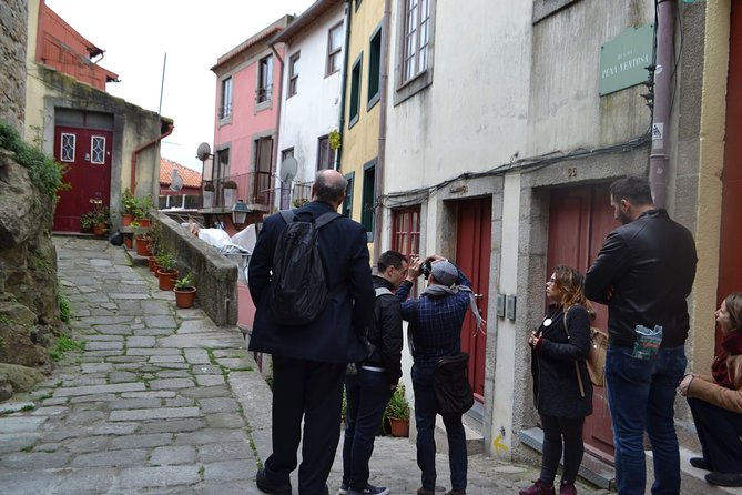 Porto Essential Walking Tour - Miradouro da Vitória: a view break that helps you understand the city