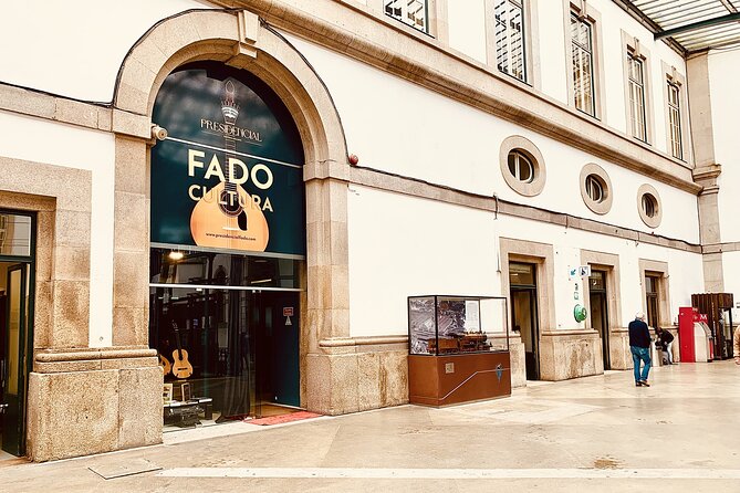 Porto : Fado and Porto Wine Show at the Trinity Noble Hall - What Happens in the 60 Minutes: Fado Songs Plus the Stories That Make Them Click