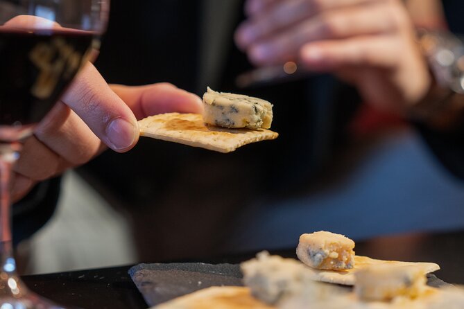 Porto: Flavours of Portugal – Wine Tastings at WOW Wine School - Finding WOW Wine School, Vila Nova de Gaia close to Porto