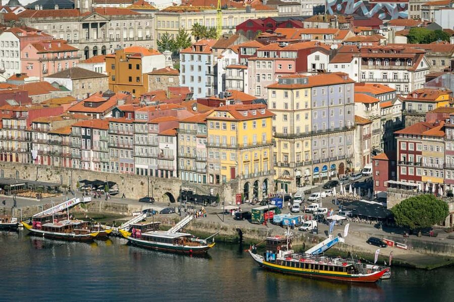 Porto: Flexible Walking Tour in Historic Center - Key highlights that make this walk worth your time