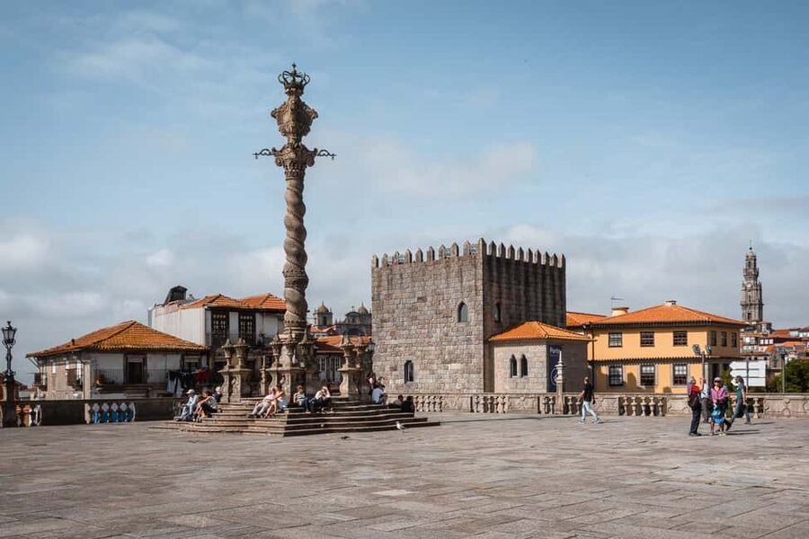 Porto: Flexible Walking Tour in Historic Center - Price, Timing, and Effort, What $8 Buys You