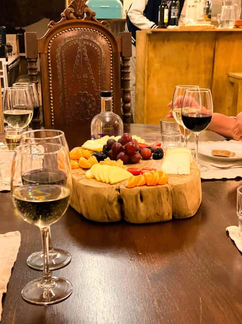 Porto: Food and Wine tasting tour in HIDDEN GEMS - Manteigaria: Pastel de Nata and the sweet reset