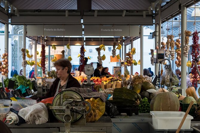 Porto Food Tour: 10 tastings at 5 restaurants & eateries - A four-hour Porto walk that feeds you, not just sights you