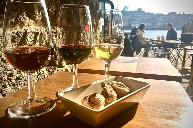 Porto Food Tour of 8 Tastings: Custard Tart, Bifana & Hidden Gems - What you get with 8 tastings, and why it matters