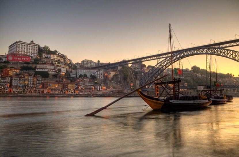 Porto: Full-Day All-Inclusive Private City Sightseeing Tour - A private Porto day that actually covers ground