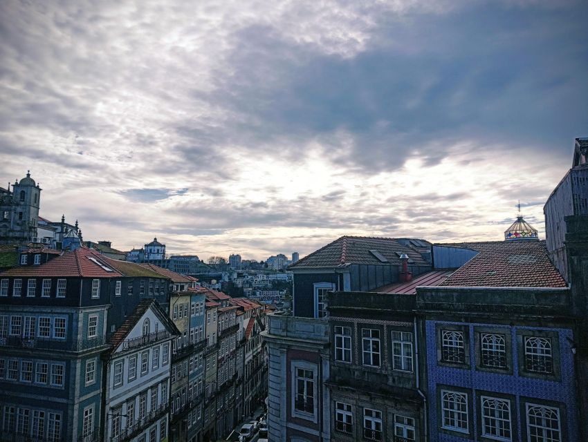 Porto: Guided Walking Tour - Vitória and the hills of Porto: learning the city’s rhythm