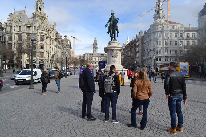 Porto Half Day Tour with River Cruise and Wine Tasting - Who should book this Porto and Douro tour, and who should skip