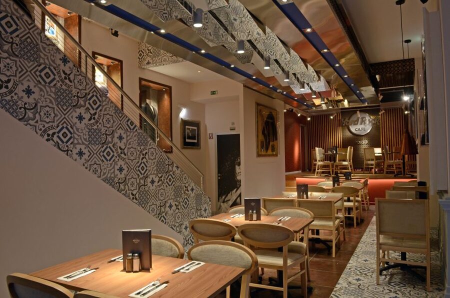 Porto: Hard Rock Cafe Skip-the-Line with Set Menu - Platinum Menu Meal, What You Actually Choose