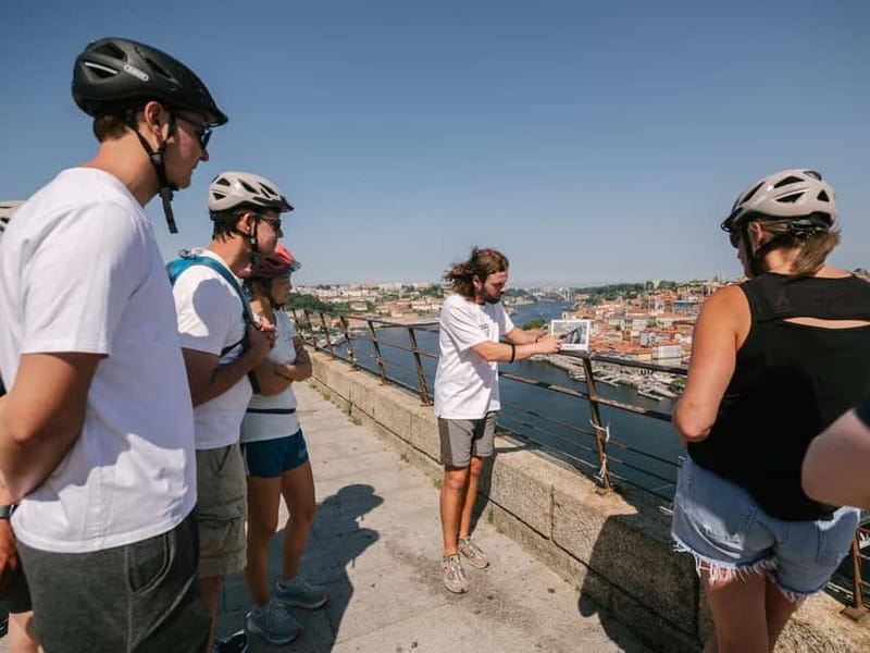 Porto: Highlights in 3 Hours E-Bike Tour - Clérigos Tower and Palácio de Cristal gardens: the climb that actually pays off