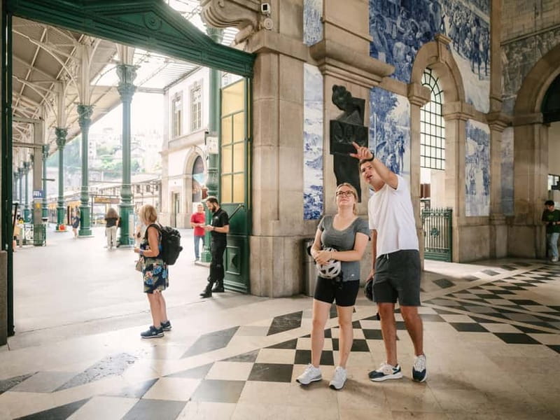 Porto: Highlights in 3 Hours E-Bike Tour - Ribeira and the bridges: seeing Porto’s waterfront from the right angles