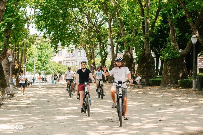 Porto Highlights in 3 Hours E-Bike Tour - Historical, Sightseeing - Why a 3-Hour E-Bike Loop Makes Porto Make Sense