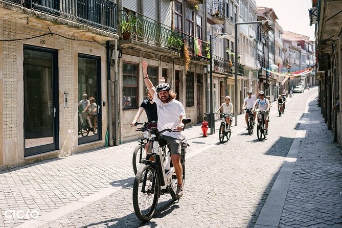 Porto Highlights in 3 Hours E-Bike Tour - Historical, Sightseeing - Traffic, Cobblestones, and Who Should Choose This Ride