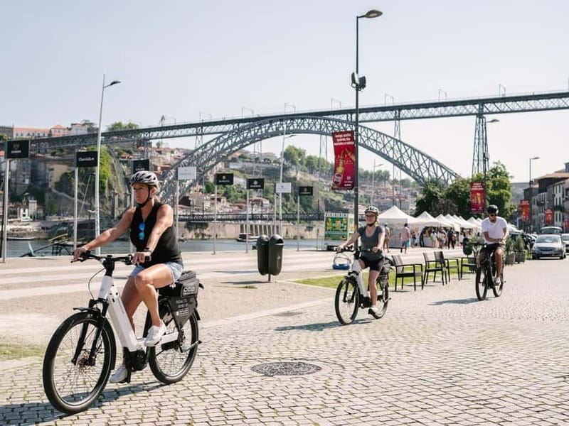 Porto: Highlights in 3 Hours E-Bike Tour - Getting started at CICLO EBIKES, and learning the rhythm