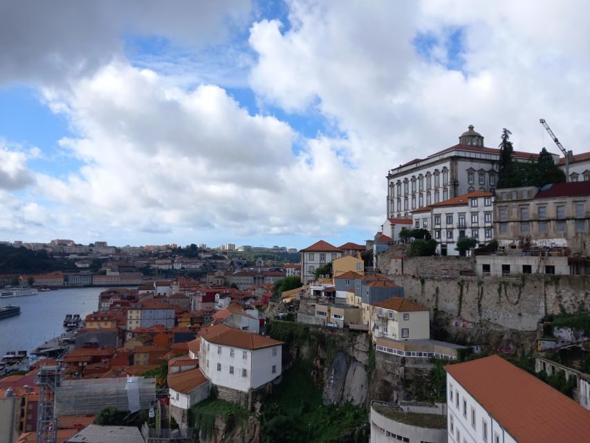 Porto Historic Center: Private Walking Tour & Cathedral - A quieter side walk to Igreja de São Lourenço and Convento dos Grilos